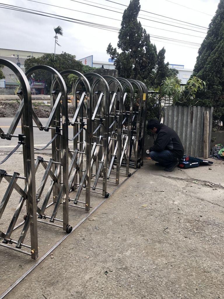 大雅區伸縮捲門安裝