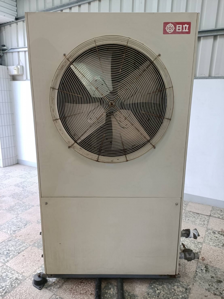 日立10RT氣冷式,冰水主機