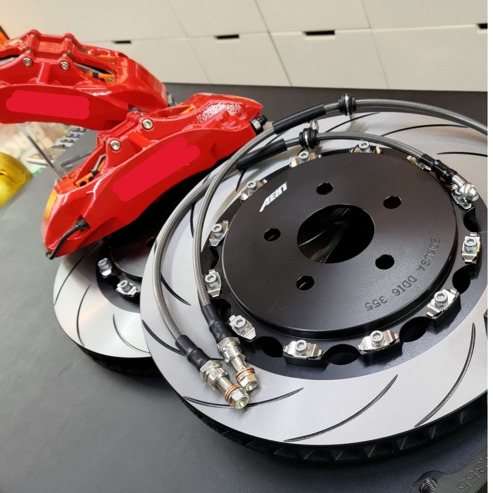 全新台製AEKT UT系列大六活塞卡鉗+全浮動380mm碟盤套組