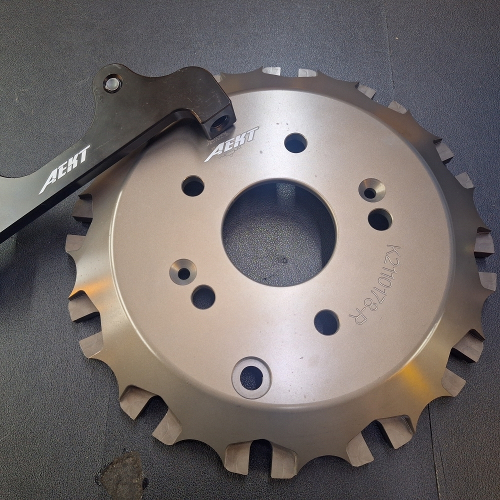 AEKT RACING中心盤+腳架套組