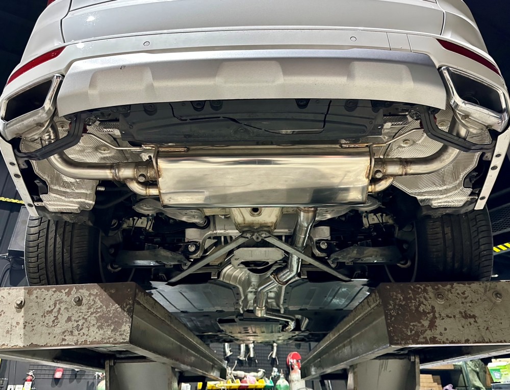 BMW X7 G07 40i 中尾段閥門