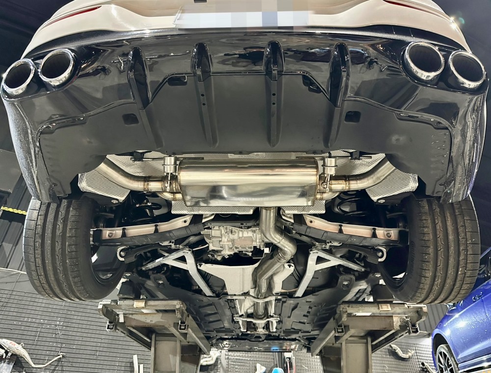 Benz cla45s c118 全段 黨派200目