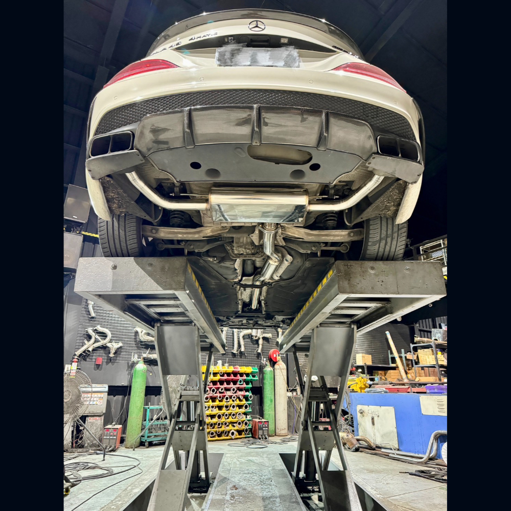 Benz W117 cla45 全段 黨派直通