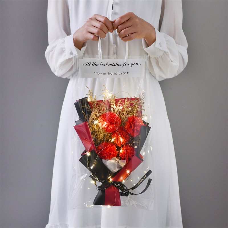 {24小時出貨}花束禮袋 滿天星 玫瑰花 康乃馨 乾燥花 香皂花 送禮 生日禮物 教師節 聖誕節 母親節 畢業花束