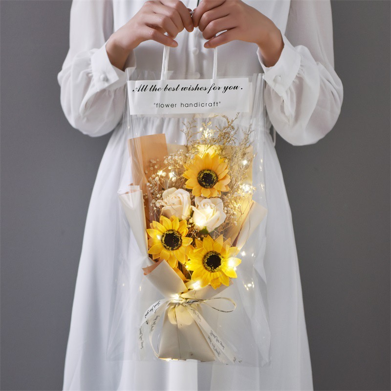 {24小時出貨}花束禮袋 滿天星 玫瑰花 康乃馨 乾燥花 香皂花 送禮 生日禮物 教師節 聖誕節 母親節 畢業花束