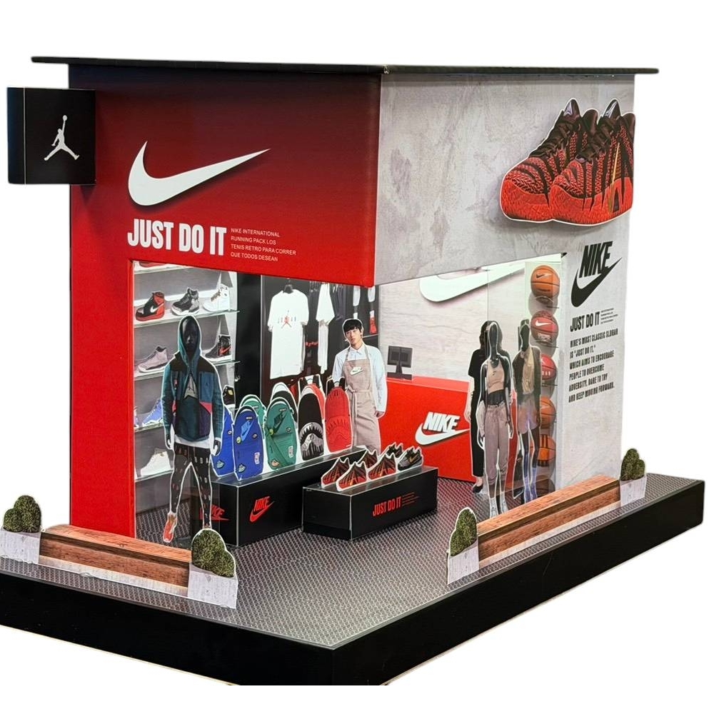 NIKE 運動用品店 