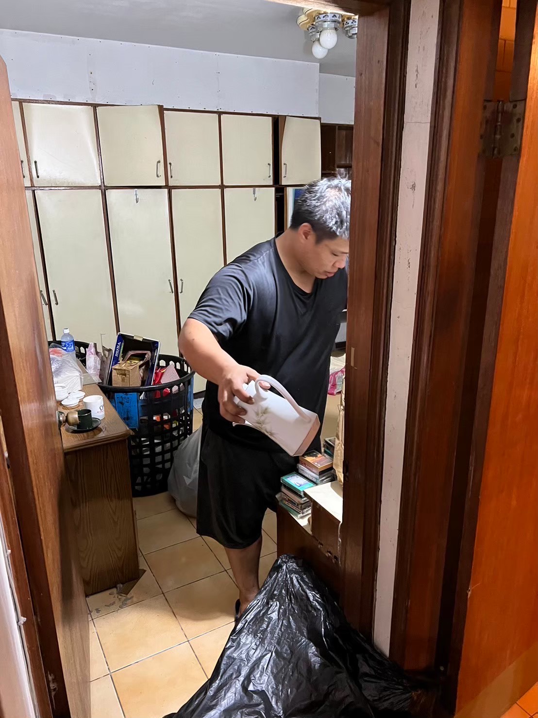 傳十廢棄物清運-垃圾清運,大型廢棄物清除,五股區垃圾清運,三重區大型廢棄物清除