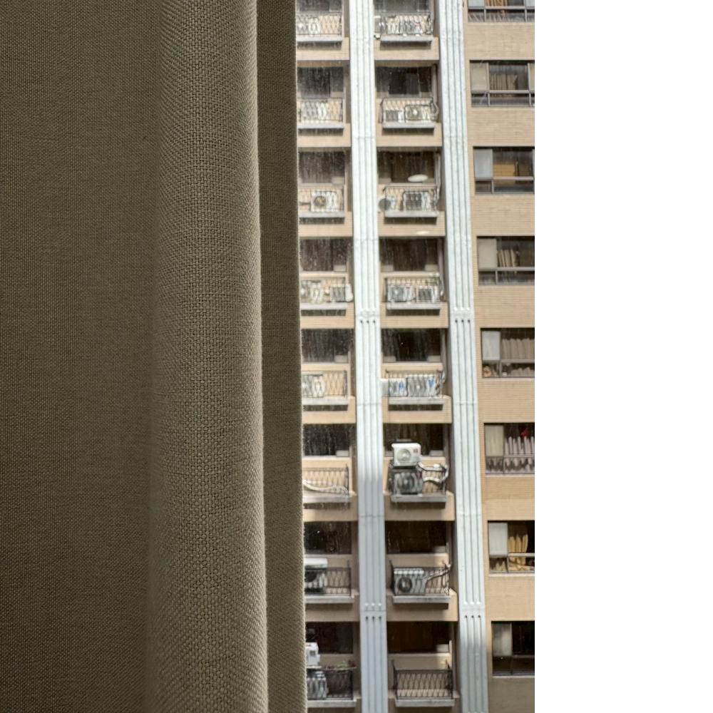 奶白色麻感全遮光科技無縫布