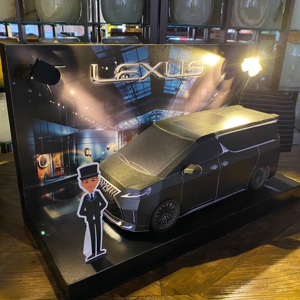 紙紮 LM 汽車 LEXUS
