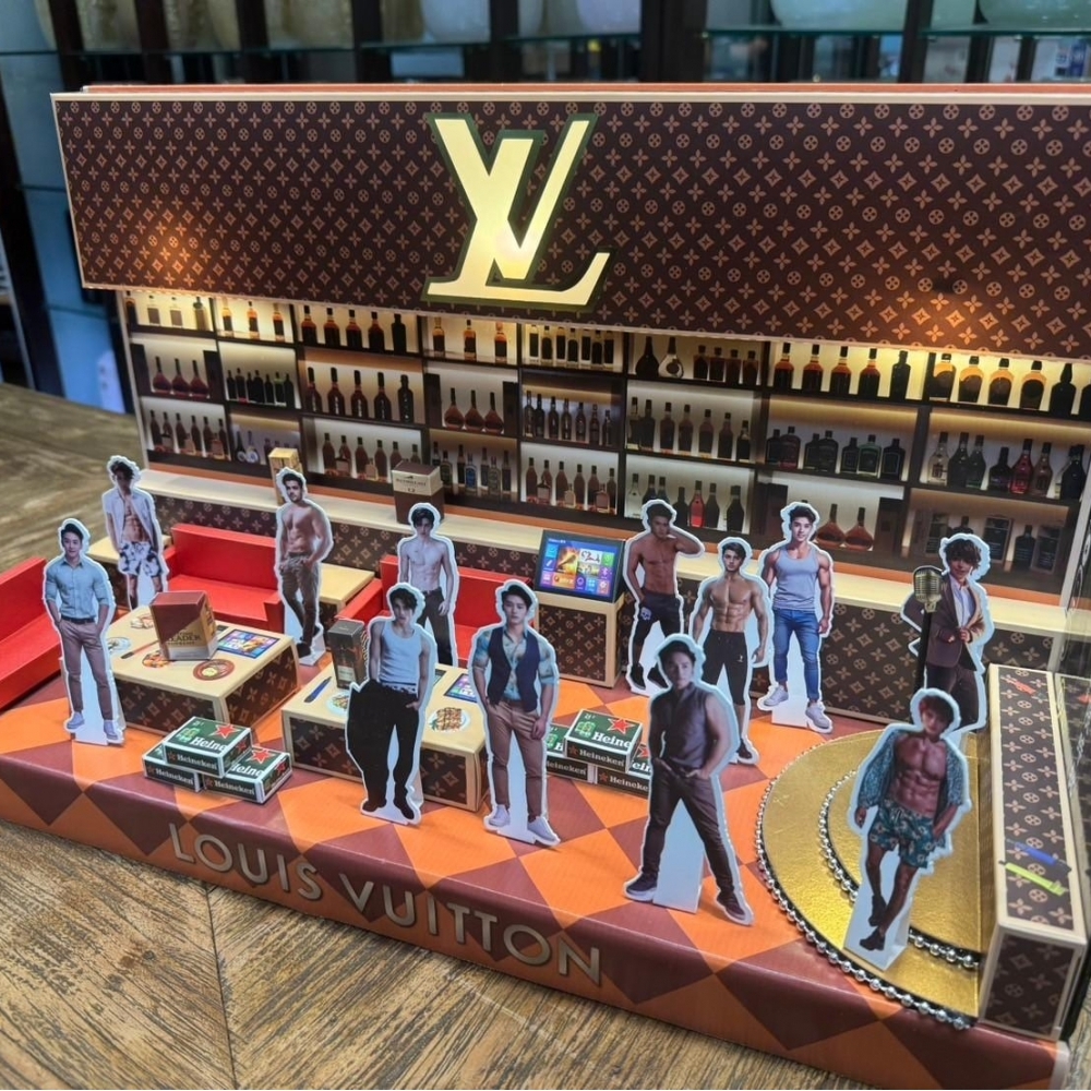紙紮 型男招待所 酒店 帥哥