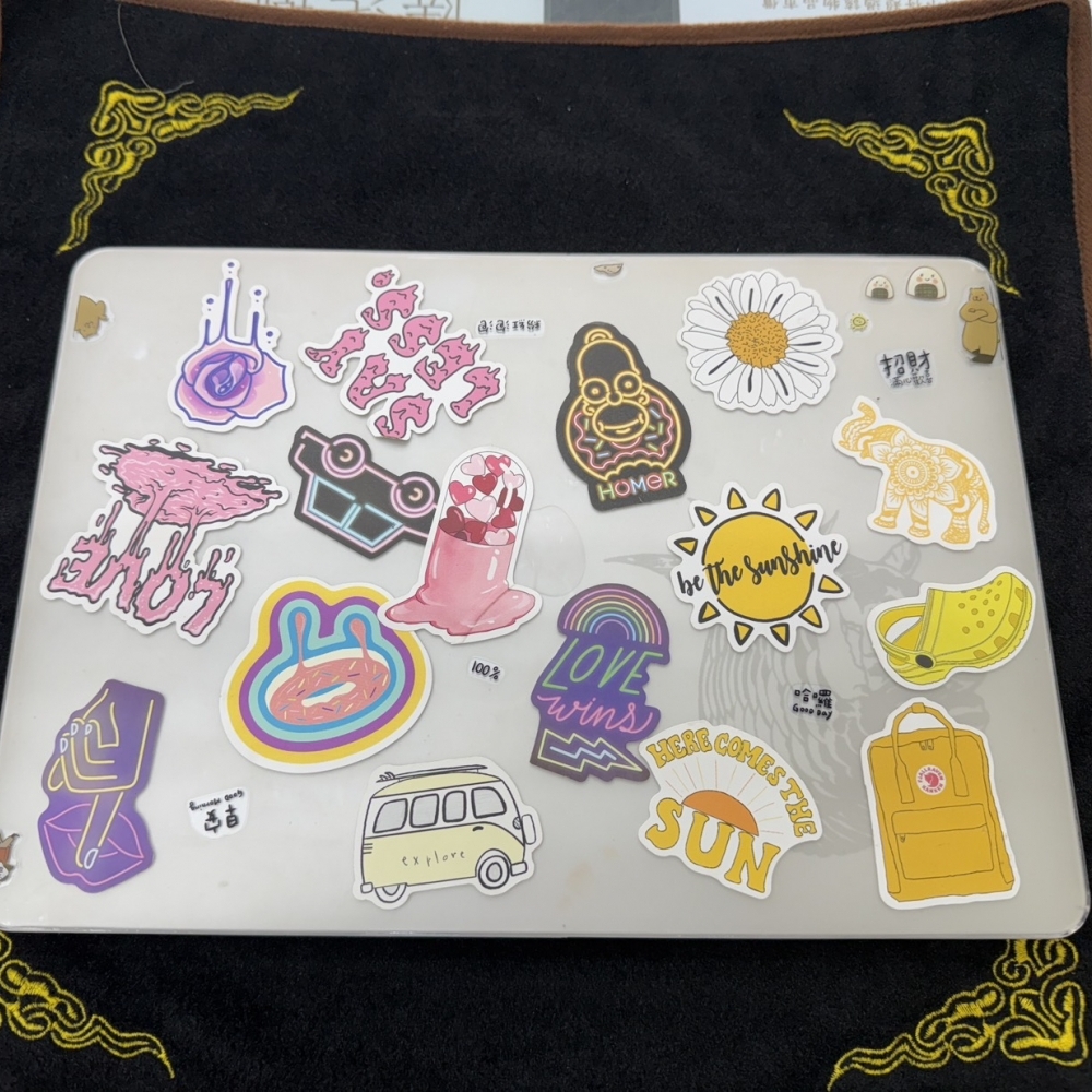 [台中當舖]西區東億當舖3C筆電借款流當品-【APPLE MacBook Pro 筆記型電腦】