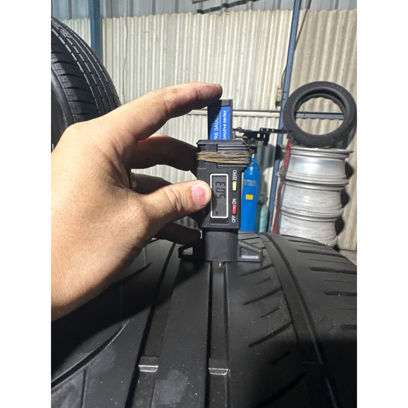 DQ車業 275/30/20 中古胎一條20年
