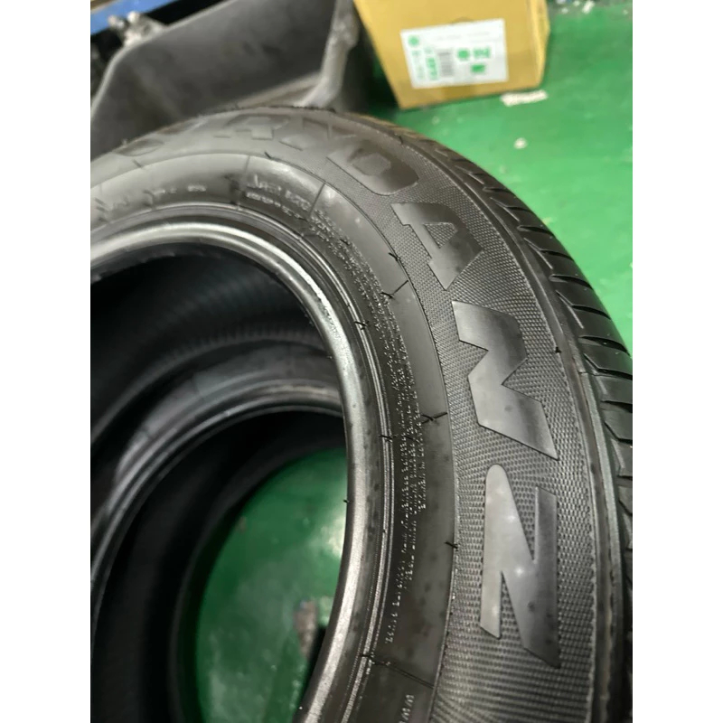 DQ車業185/65/14 雷登落地中古胎