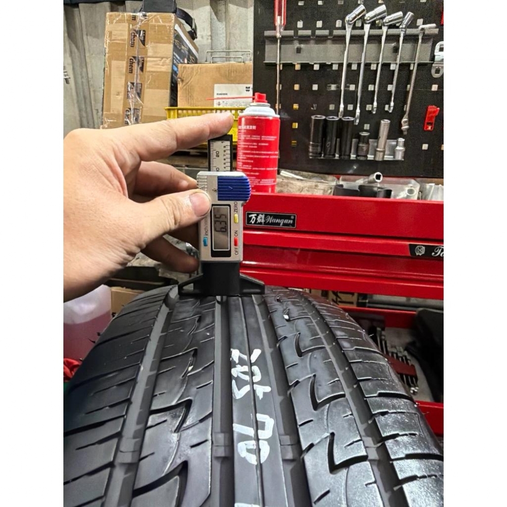 DQ中古胎規格 205/70/15 建大落地胎 二手胎 落地胎 輪胎批發 安裝 寄送