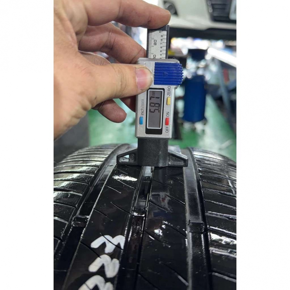 DQ中古胎規格 215/60/16 米其林中古胎 二手胎 落地胎 輪胎批發 安裝 寄送
