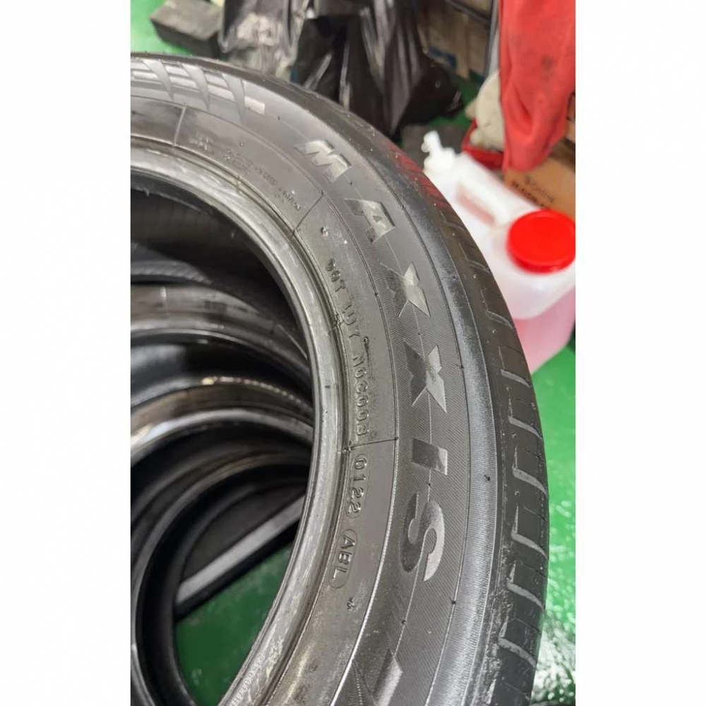 DQ中古胎規格 215/60/17 瑪吉斯中古胎 二手胎 落地胎 輪胎批發 安裝 寄送