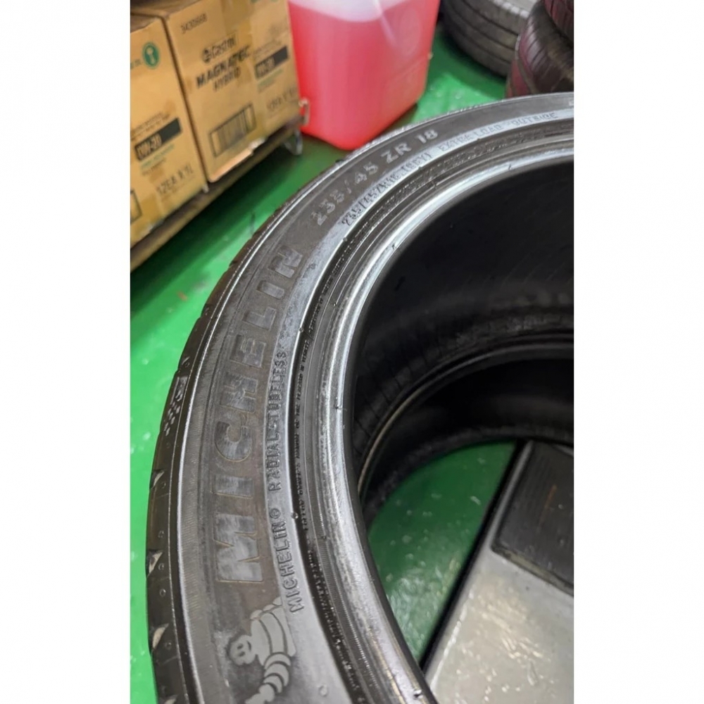 DQ中古胎規格 235/45/18 米其林 中古胎 二手胎 落地胎 輪胎批發 安裝 寄送