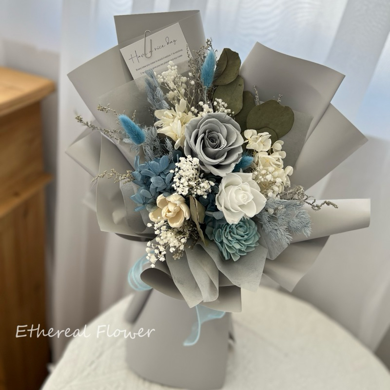 Ethereal flower灰藍色永生花束