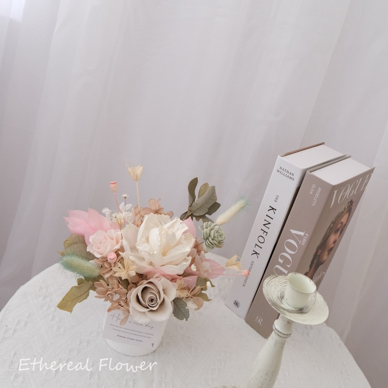 Ethereal flower豆沙綠粉小盆花