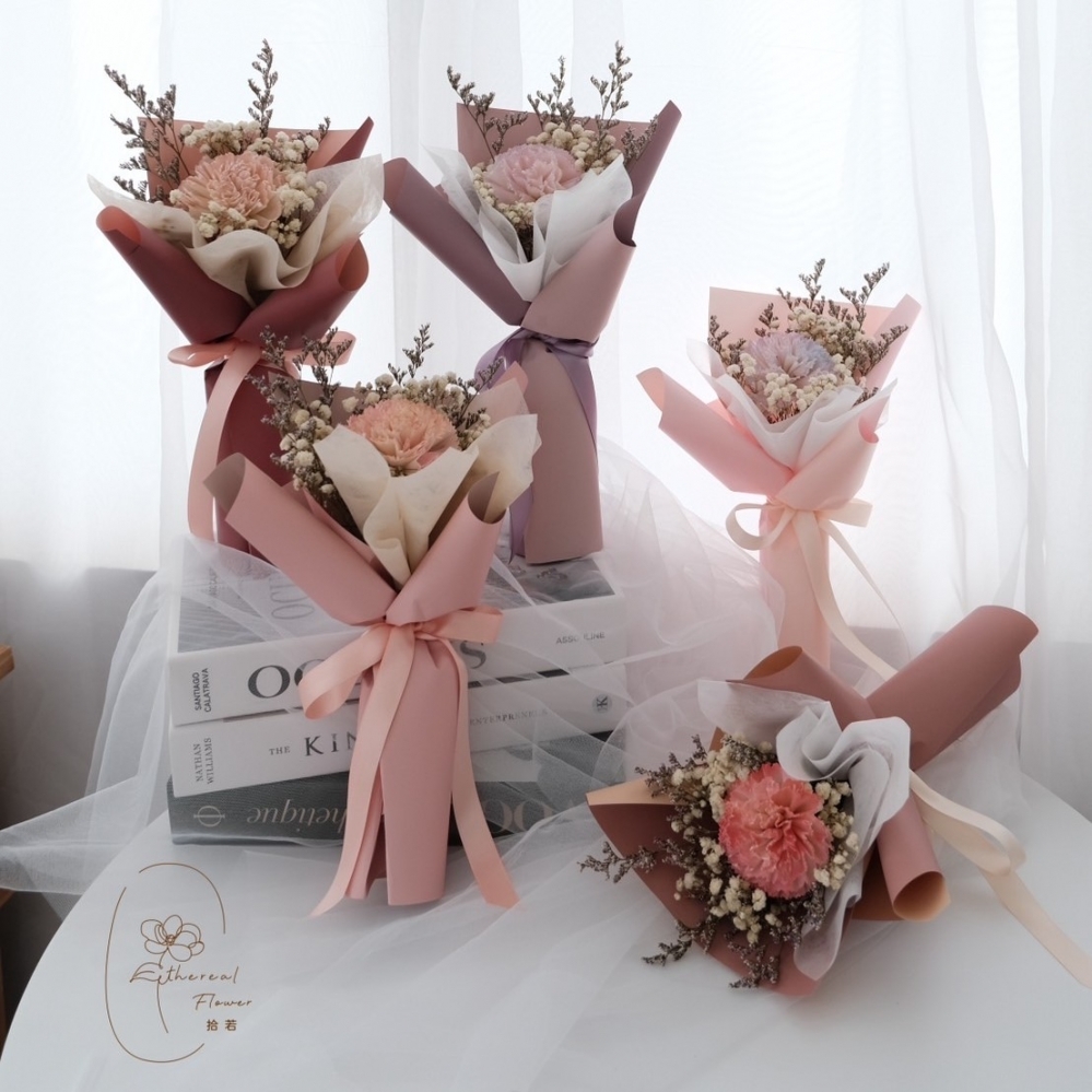 Ethereal flower 韓系單支康乃馨花束 康乃馨花束 畢業花束 索拉花 母親節花束 向日葵花束 教師節花束