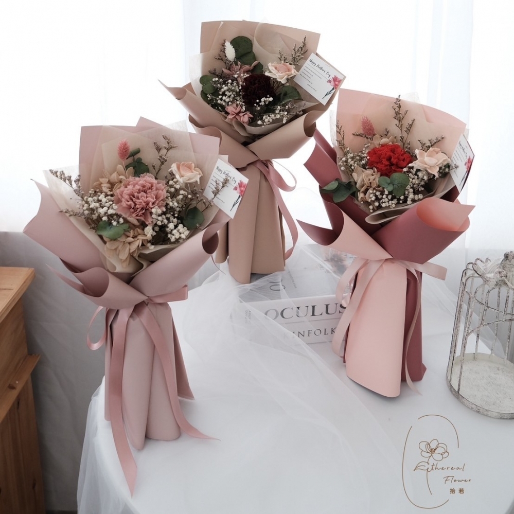 Ethereal flower 永生康乃馨花束 母親節花束 教師花束 感謝花束