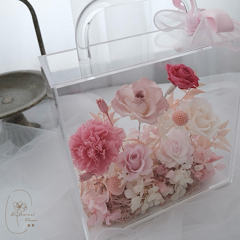 Ethereal Flower 手提盒永生花禮 喬遷花禮 生日禮物 開幕花禮 透明盒花禮 永生花盒 永生花禮