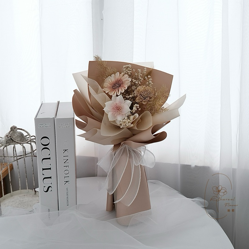 Ethereal flower 韓系太陽玫瑰花束 生日花束 畢業花束 索拉花 向日葵花束 索拉花束 母親節花束