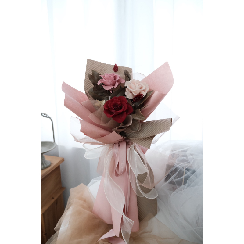 Ethereal flowers 3朵永生玫瑰花束 我愛你 永生玫瑰 生日花束 閨蜜花束 晉升 婚禮祝福