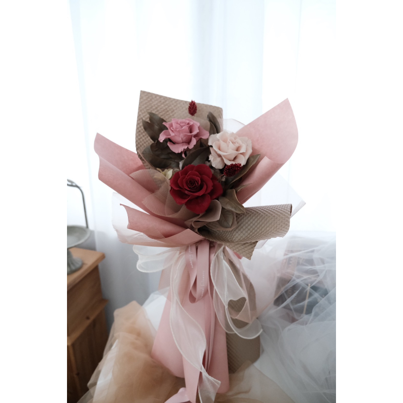 Ethereal flowers 3朵永生玫瑰花束 我愛你 永生玫瑰 生日花束 閨蜜花束 晉升 婚禮祝福