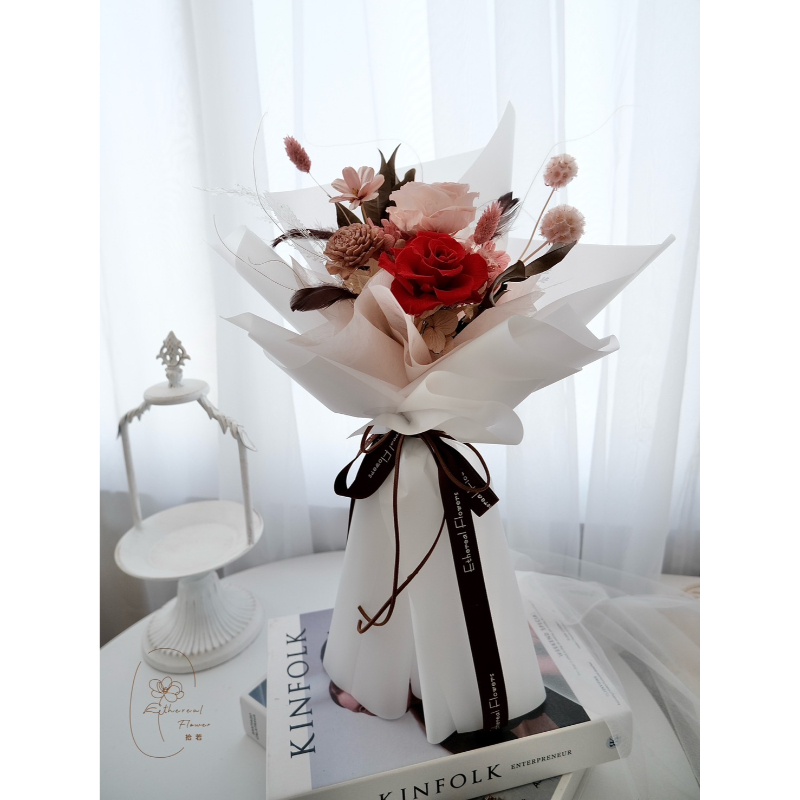 Ethereal Flowers 情緻永恆 中型永生玫瑰花束
