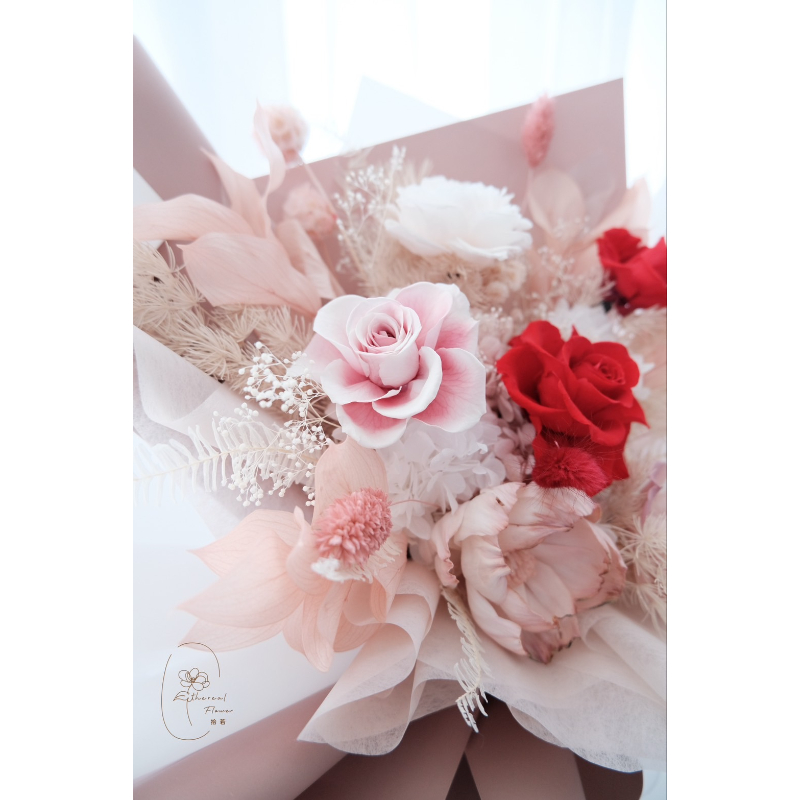 Ethereal Flower 幸福時光 永生玫瑰花束