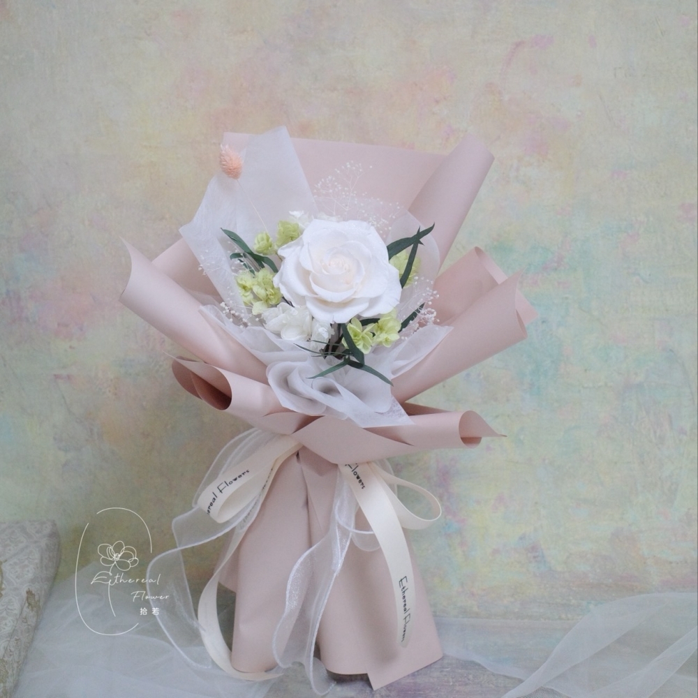 Ethereal Flowers 單支玫瑰永生花束
