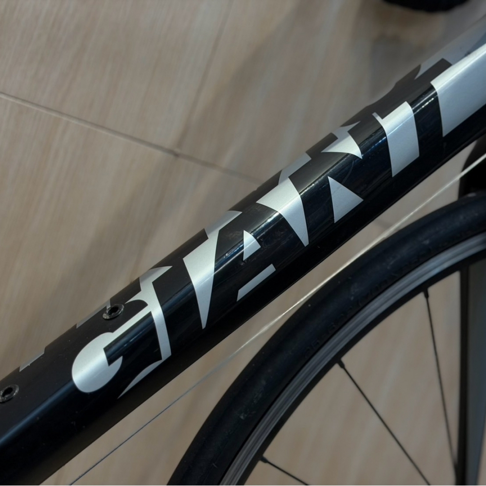 【風逸單車】 Giant Defy 3鋁合金框煞公路車    台中二手單車/二手公路車