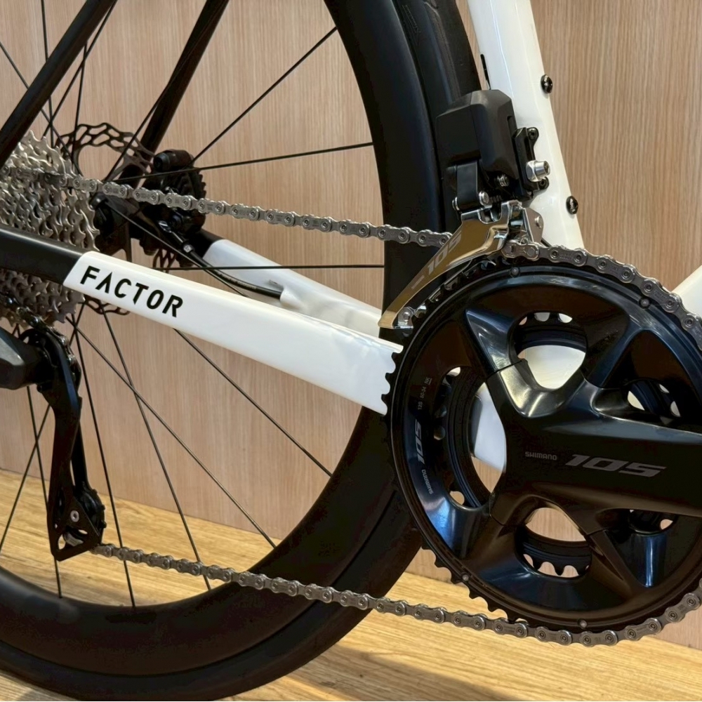 【風逸單車】FACTOR O2 DISC碳纖維碟煞電變公路車    台中二手單車/二手公路車