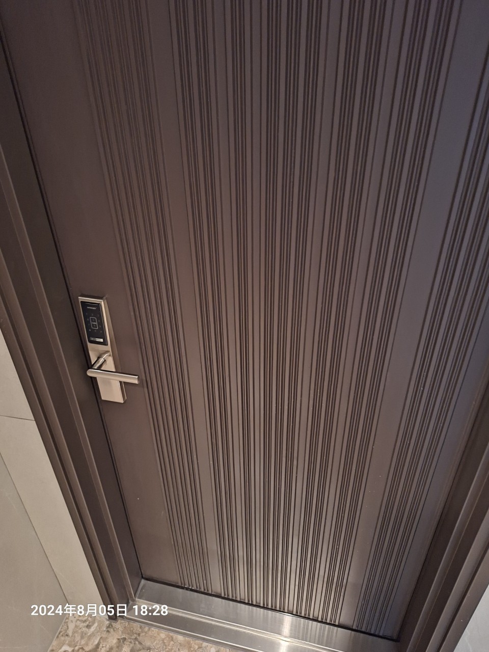 台北萬華／裝潢後細清