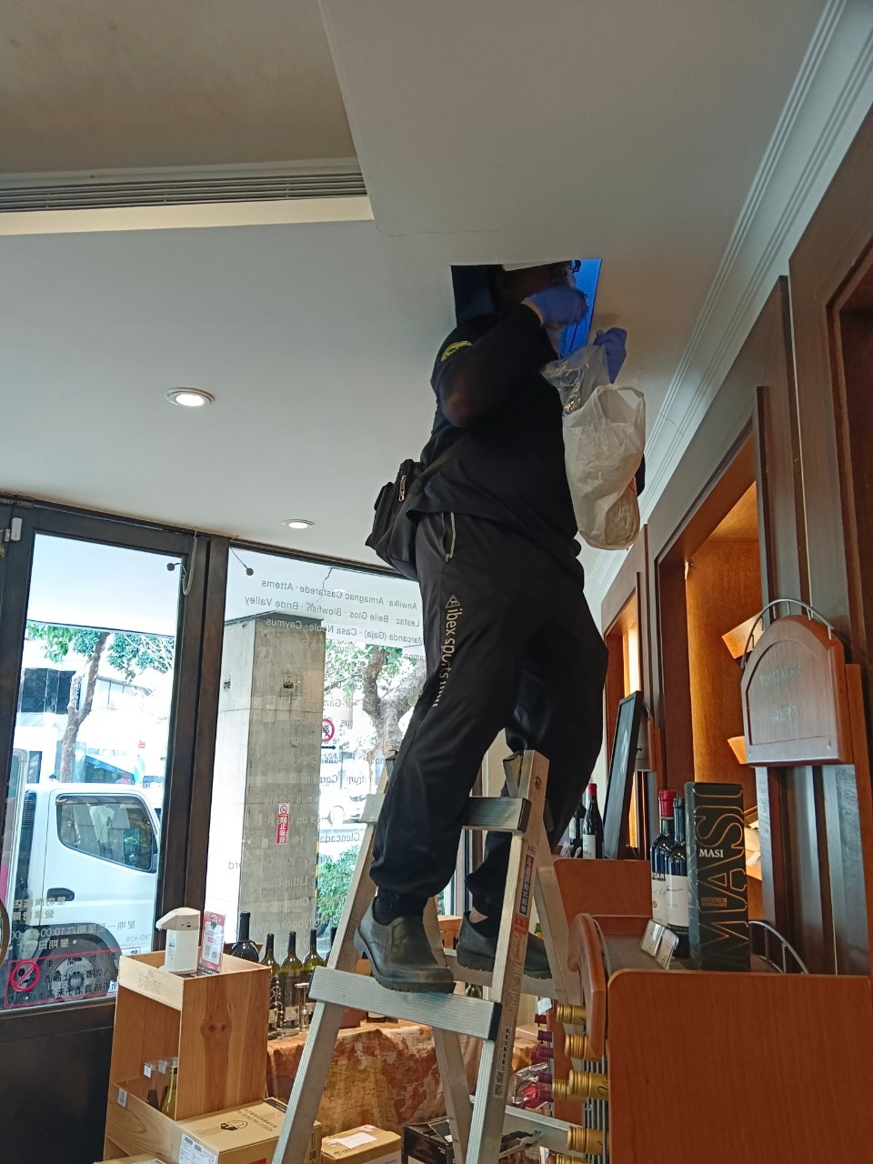 紅酒專賣店／鼠害防治 / 台北除老鼠