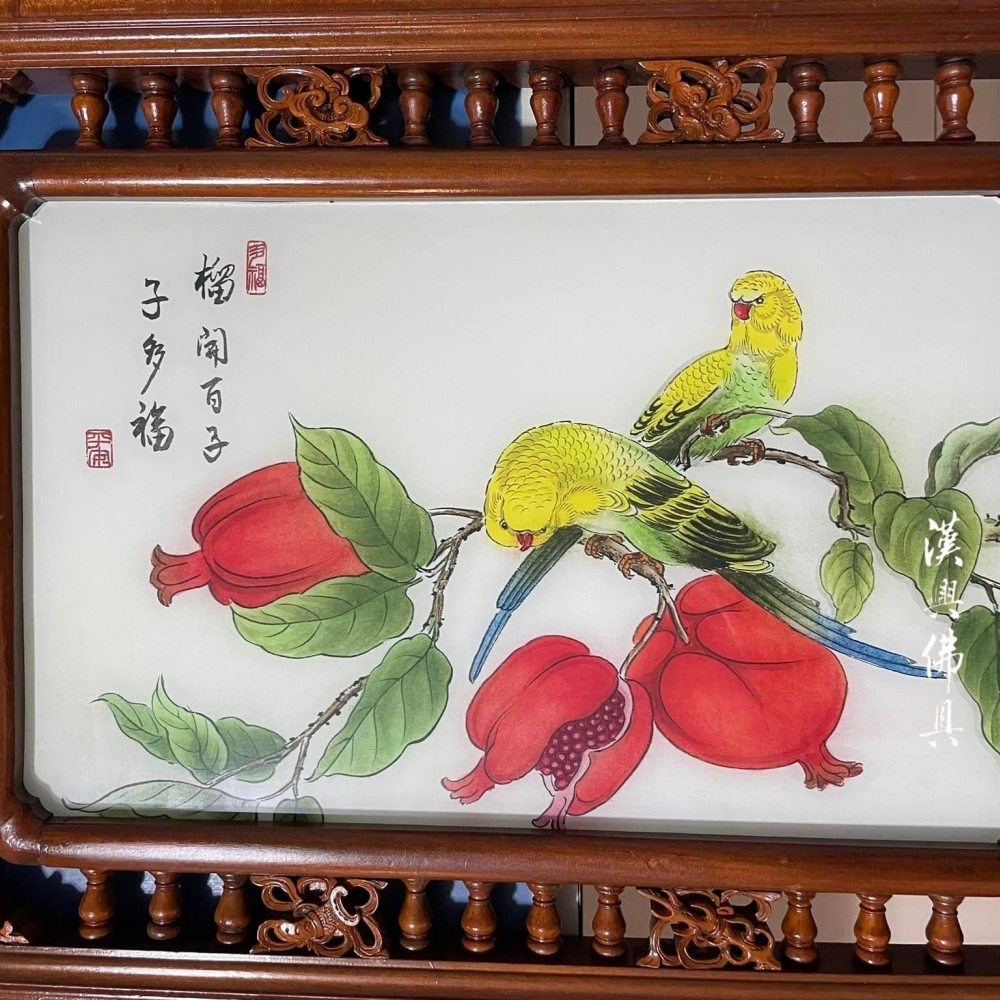 紅眠床玻璃畫