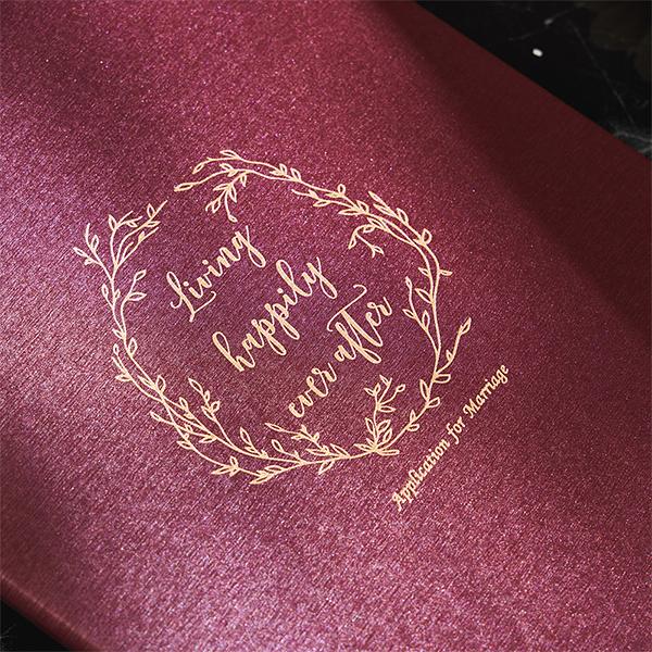 【結婚書約】緋紅緞面精裝燙金/ 愛的初衷