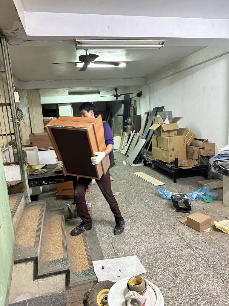 建設公司倉庫清理