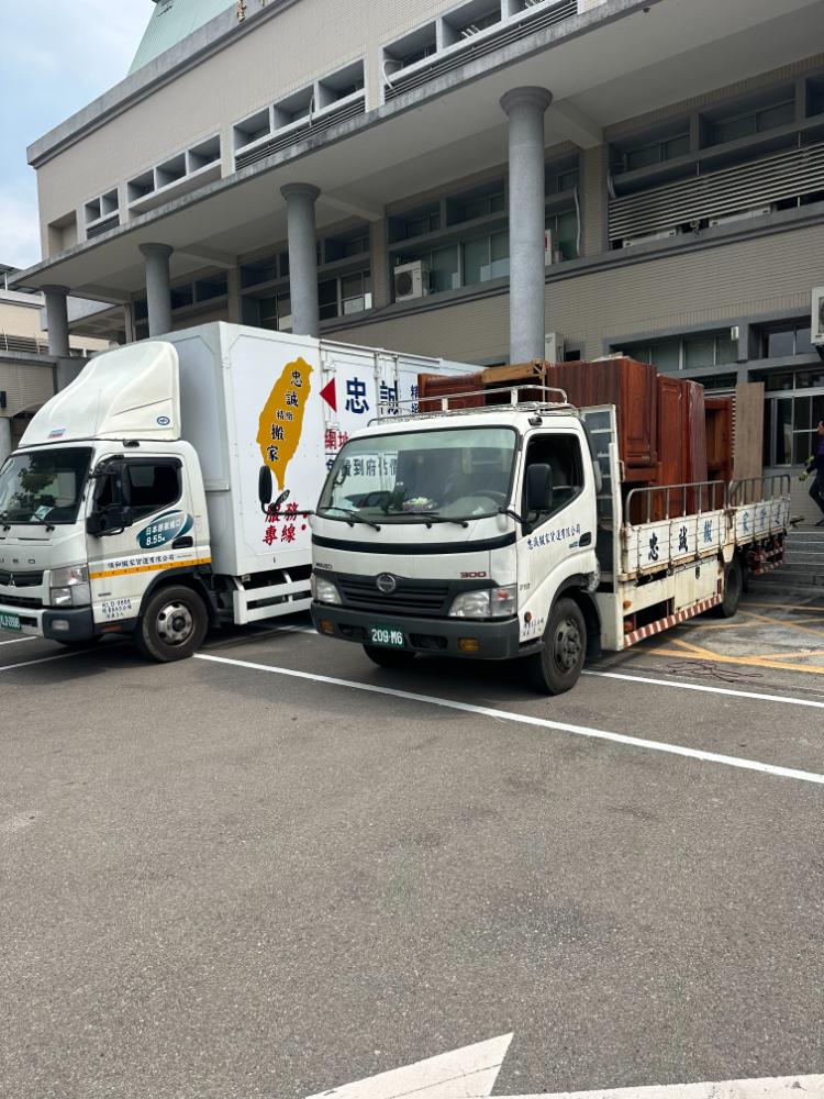 台中市豐原地政事務所辦公室搬運垃圾處理