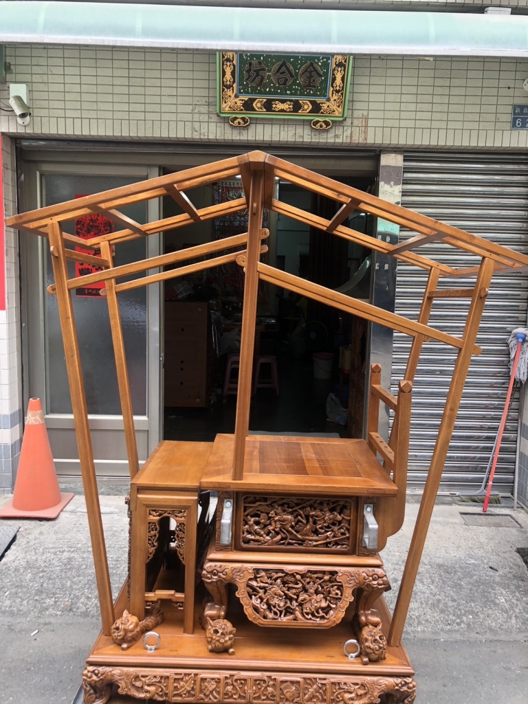 大陸白身半手工神轎（台灣噴漆修臉）