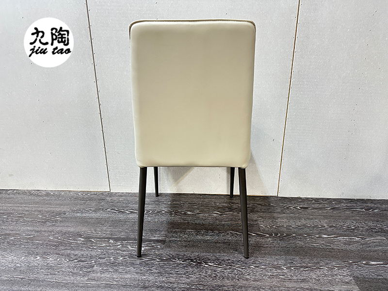 餐椅 (淺灰)