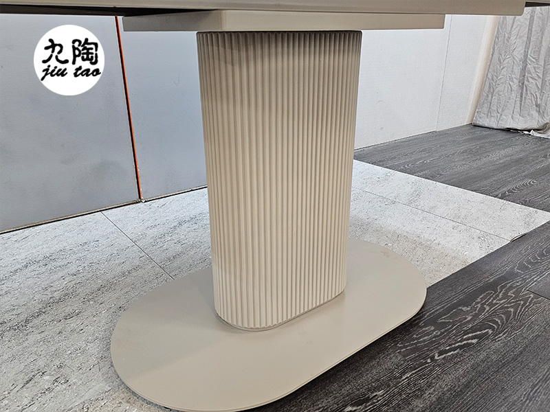 伸縮西餐桌