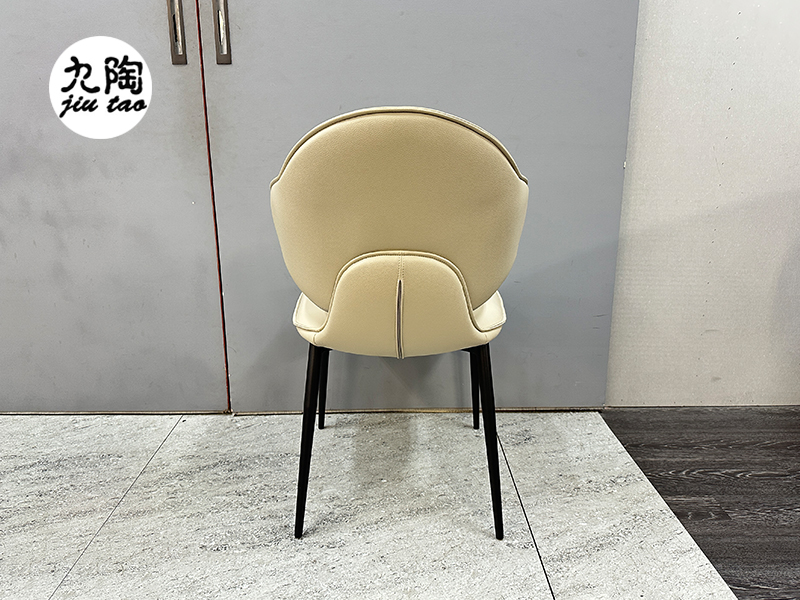 餐椅 (米色)
