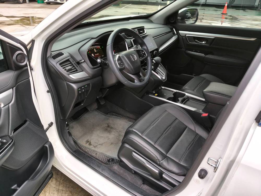 Honda CR-V 1.5L VTI-S(白)