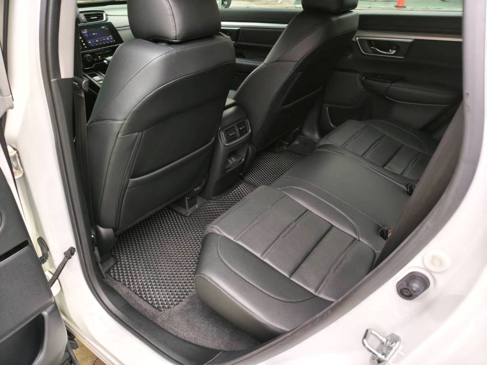 Honda CR-V 1.5L VTI-S(白)
