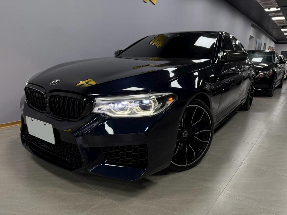 新入庫 17出廠BMW 540I 原鈑件