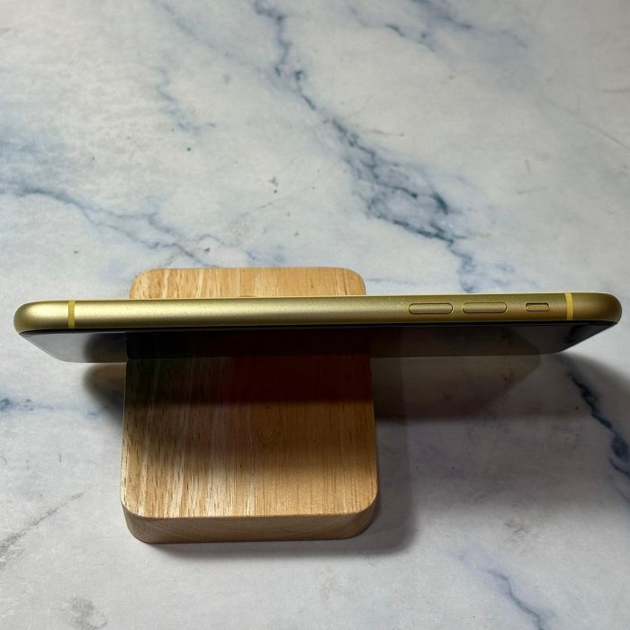懇得機通訊 二手機 iPhone11 iPhone 11 6.1吋 128G 黃色【歡迎舊機交換折抵】079