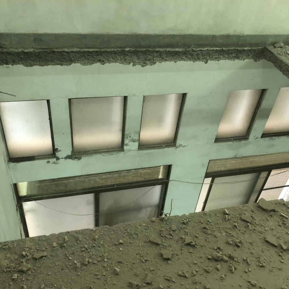 牆面打除、拆除土方清運/台北拆除公司/大安區拆除公司/內湖拆除公司