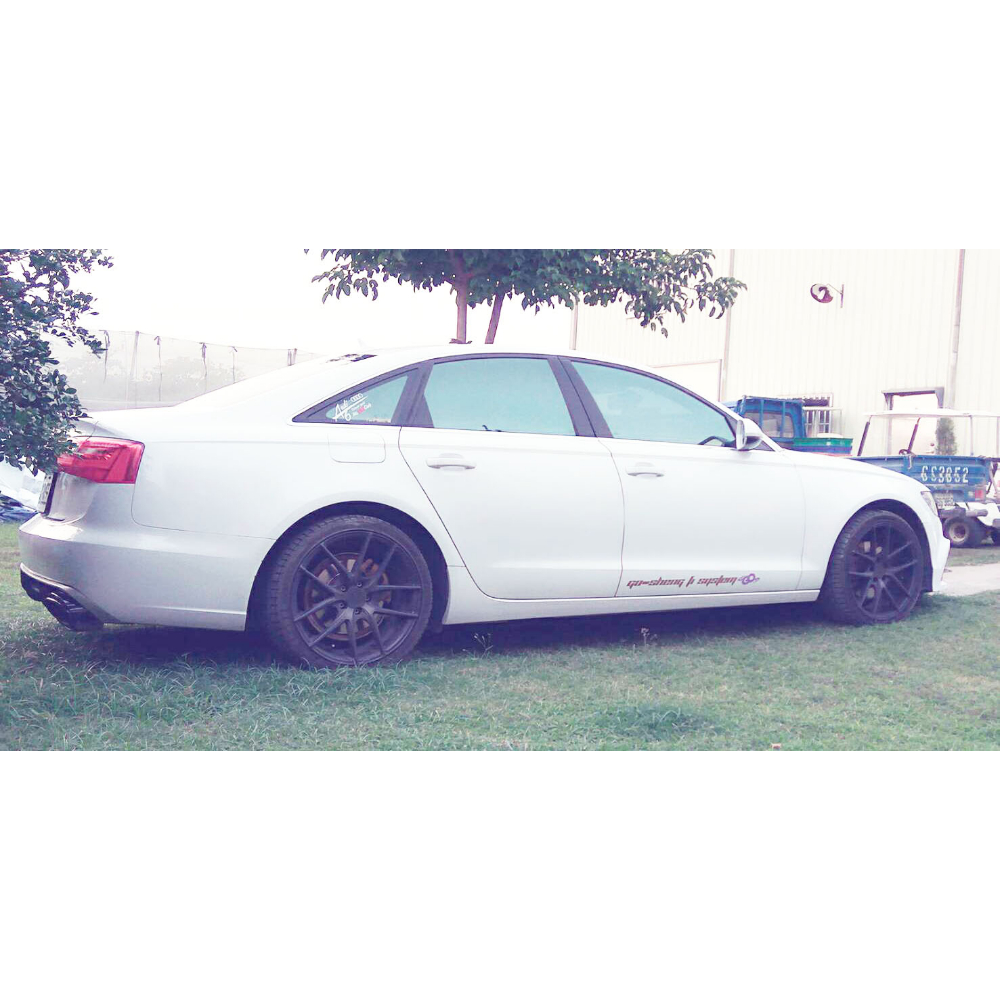 奧迪 出租/租賃 A6 (白、黑)